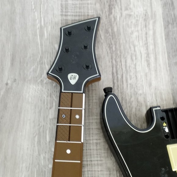 Guitar Hero Live Wireless Activision Guitar Controller ONLY ~ NO DONGLE - Picture 5 of 7